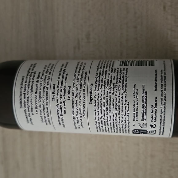 Fable & Mane Volumizing Spray - Picture 3 of 3